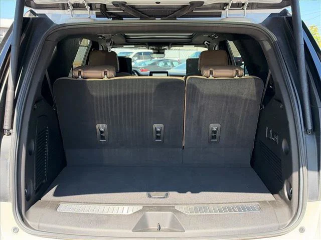 2023 Chevrolet Tahoe Premier - Photo 11