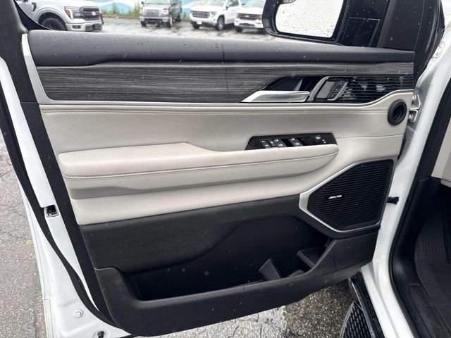 Certified Used 2024 Bright White Clearcoat Jeep Series II image 20