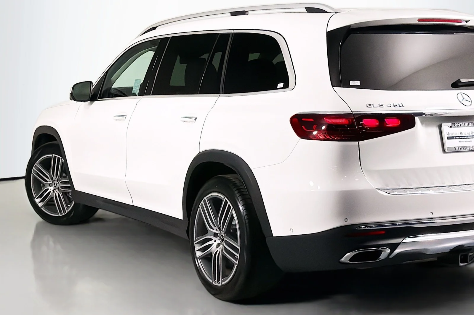 Certified Used 2024 Polar White Mercedes-Benz GLS 450 image 16
