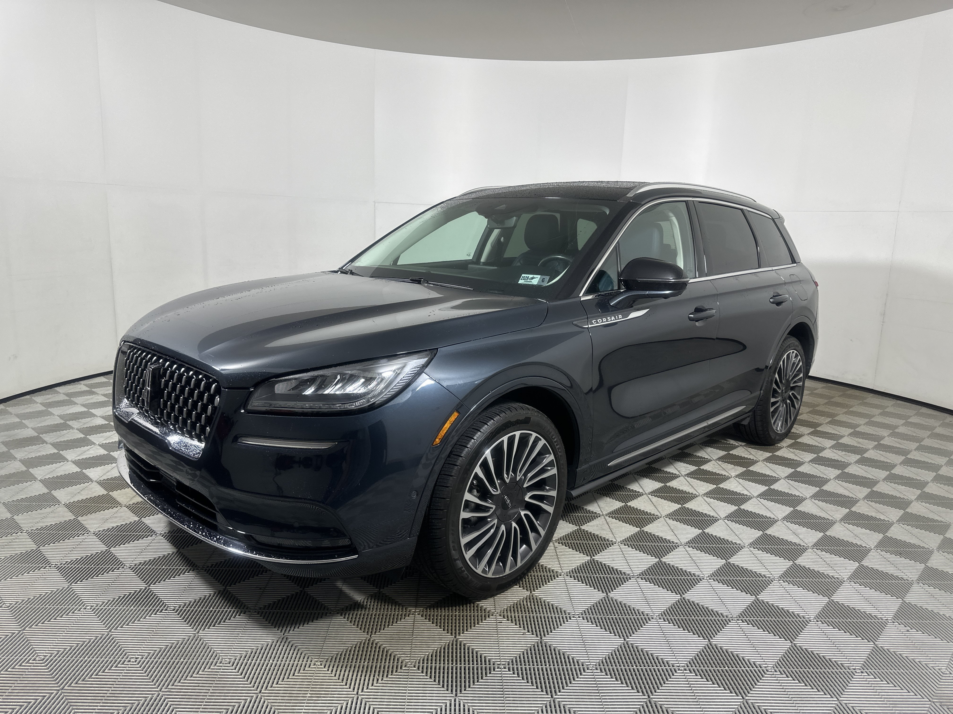 Used 2020 Blue Lincoln Reserve image 3