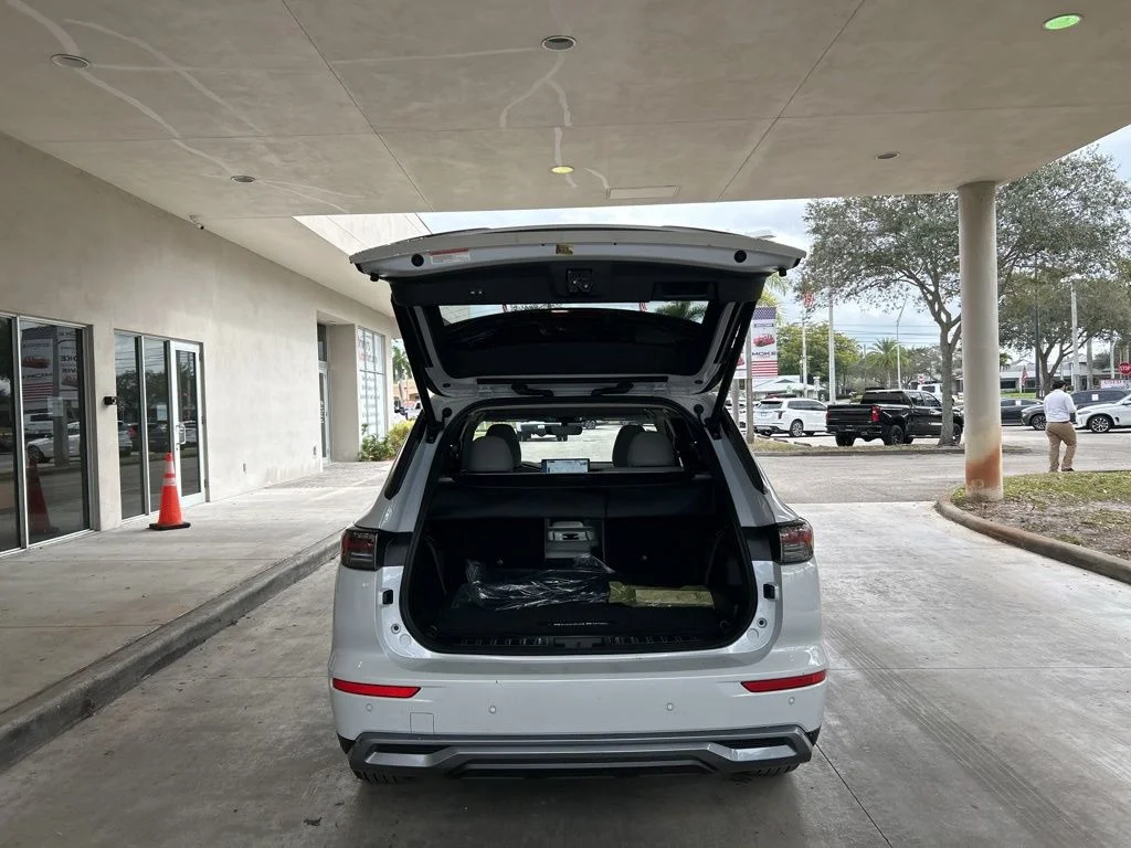 New 2026 White Mitsubishi SE 1.5T 2WD image 31