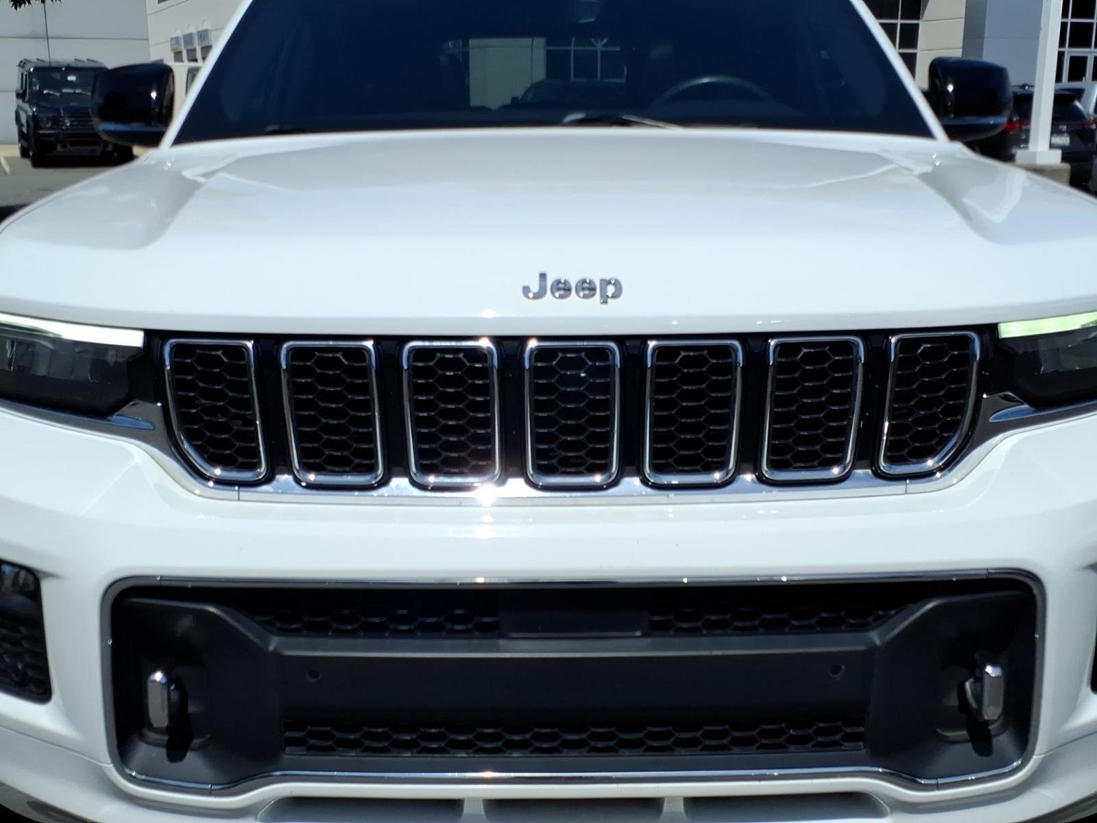 Used 2023 Bright White Clearcoat Jeep Overland image 15