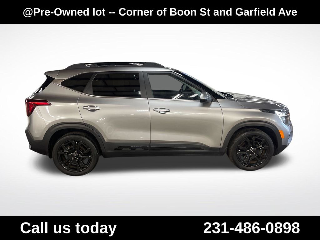 Used 2024 Gray Kia X-Line image 6