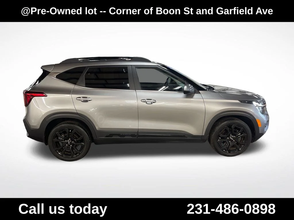 Used 2024 Gray Kia X-Line image 6
