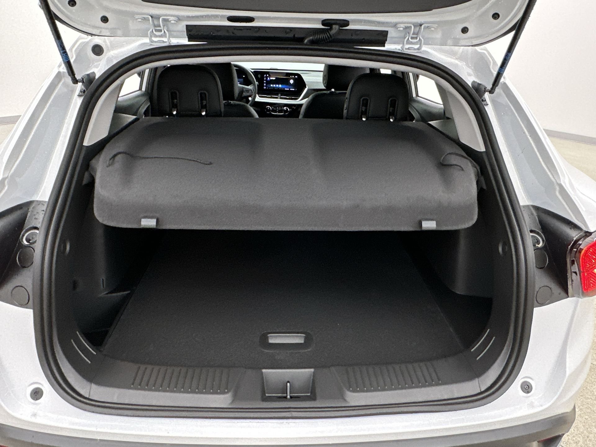 2026 Chevrolet Trax LT - Photo 76