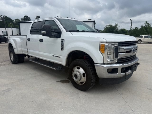 Used 2017 White Ford XLT Crew Cab Long Bed DRW 4WD image 7