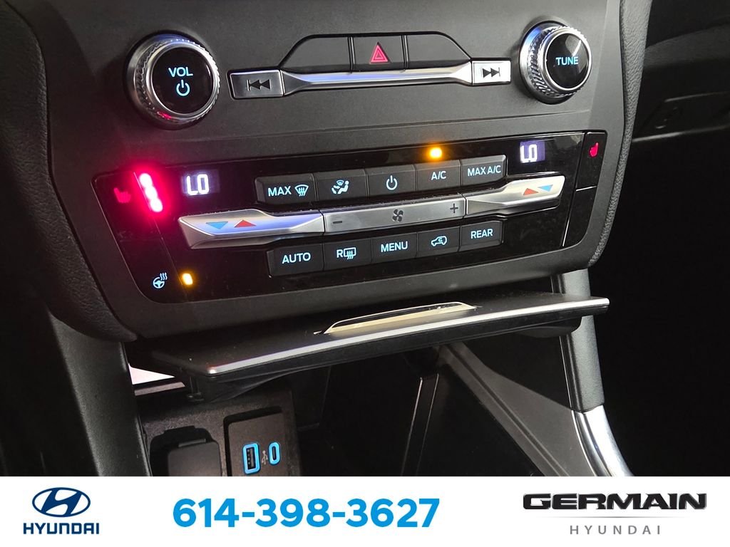 Used 2020 Brown Ford XLT image 25
