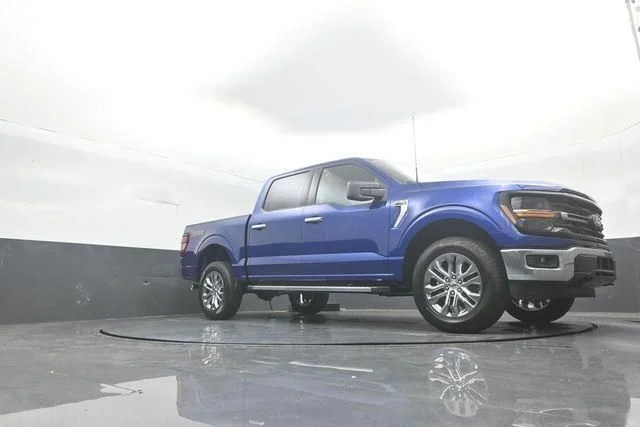 New 2026 Blue Ford XLT image 34