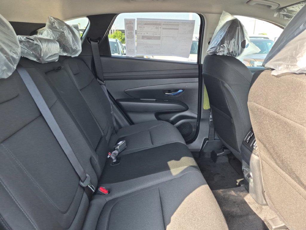 New 2026 Gray Hyundai SEL FWD image 30