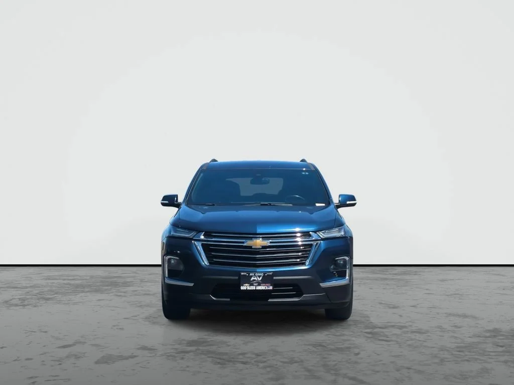 Used 2023 Northsky Blue Metallic Chevrolet LT Cloth image 3