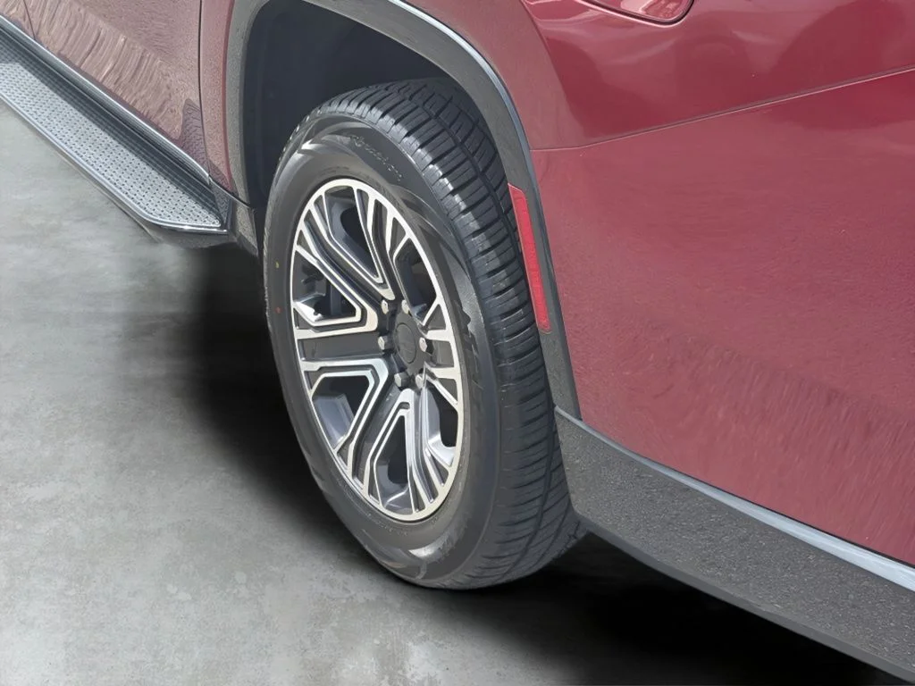 Used 2024 Velvet Jeep Series II image 8