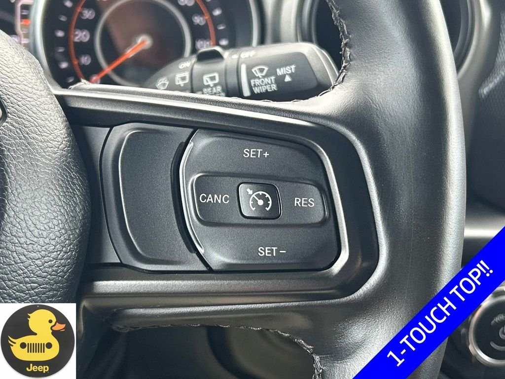 Used 2023  Jeep Sport S image 22