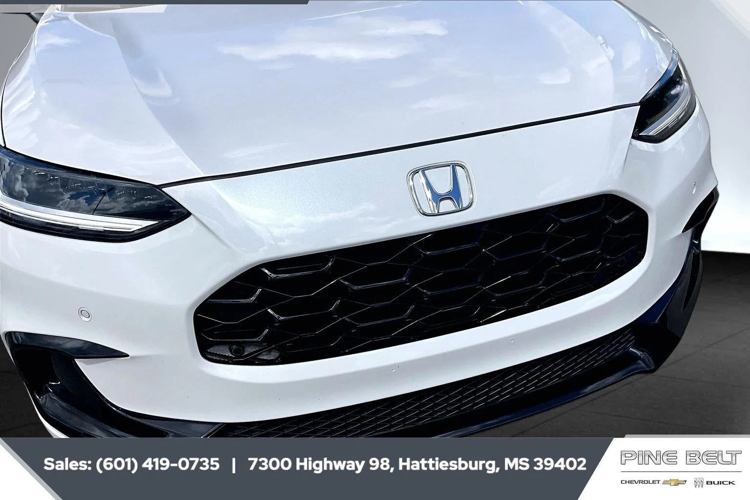 Used 2024 Platinum White Pearl Honda EX-L image 22