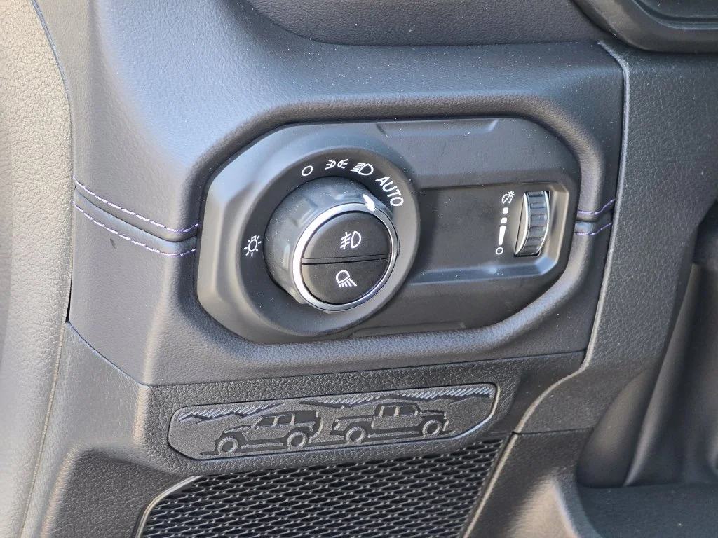 New 2026 White/off-white Jeep Sport image 30