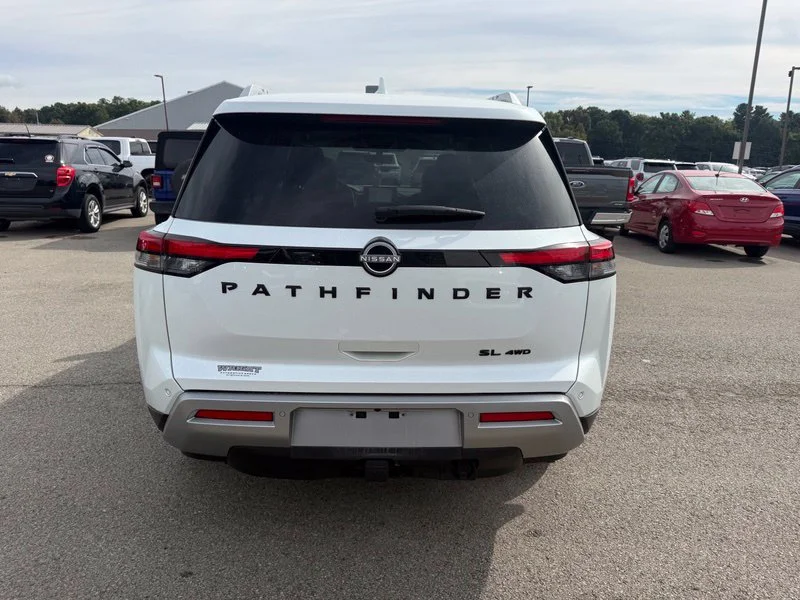Used 2025 White Nissan SL image 18