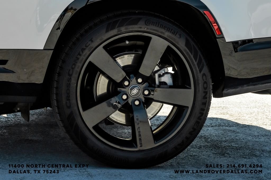 Used 2025 Fuji White Land Rover X-Dynamic SE image 44