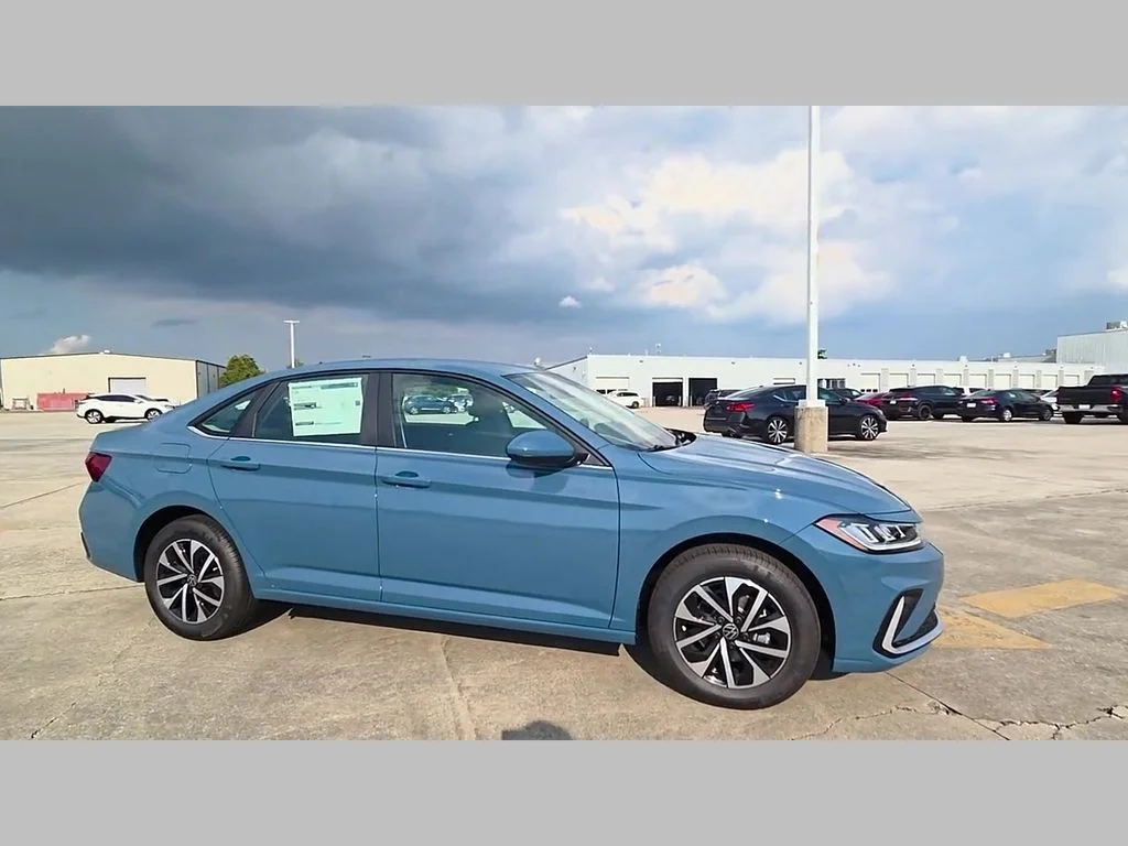 New 2026 Blue Volkswagen 1.5T S image 29