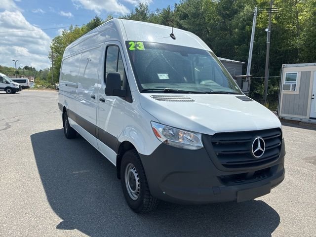 2023 Mercedes-Benz Sprinter 2500 Gas 170 WB High Roof's photo