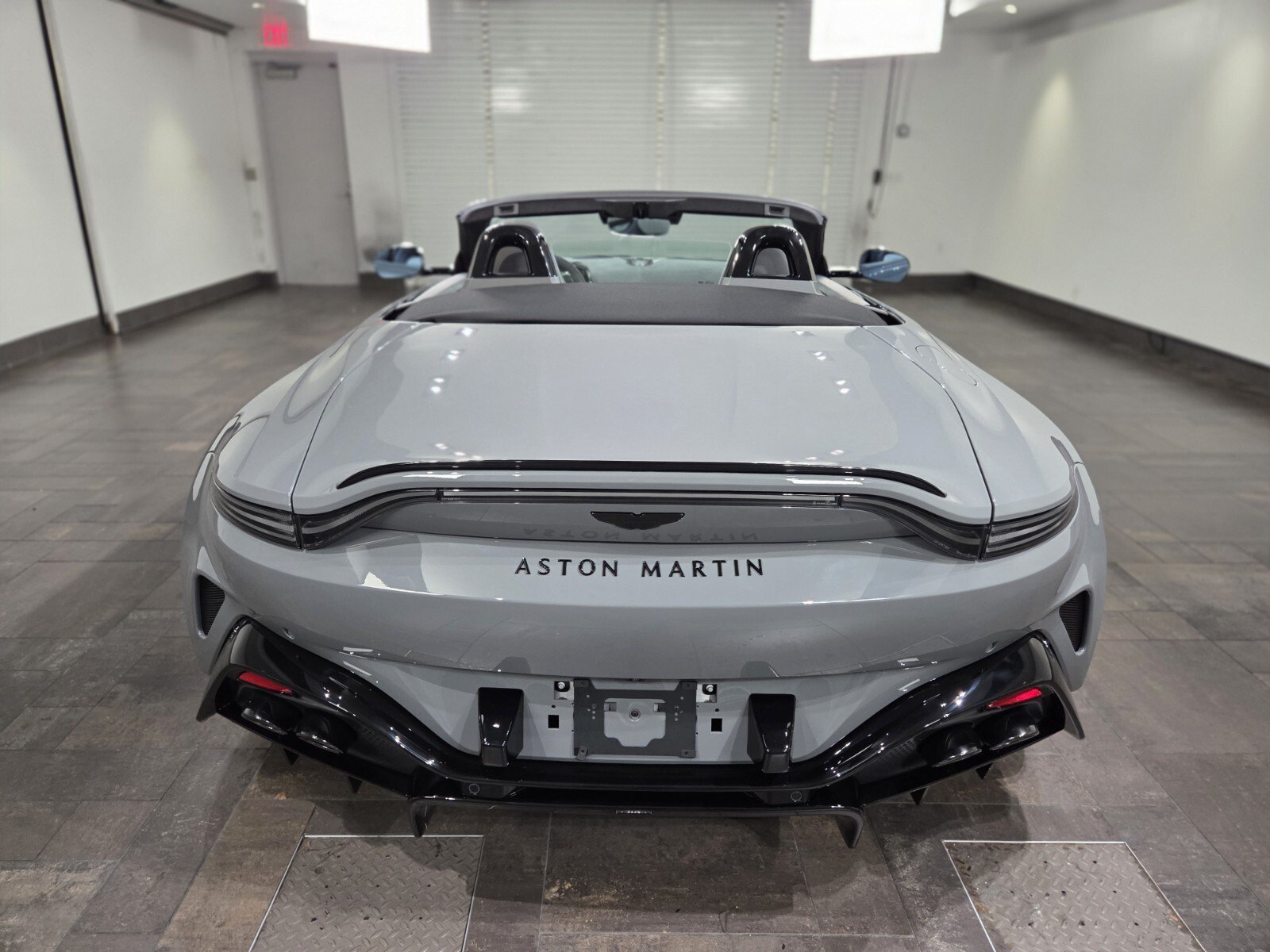 New 2026 China Grey Aston Martin S Roadster image 6