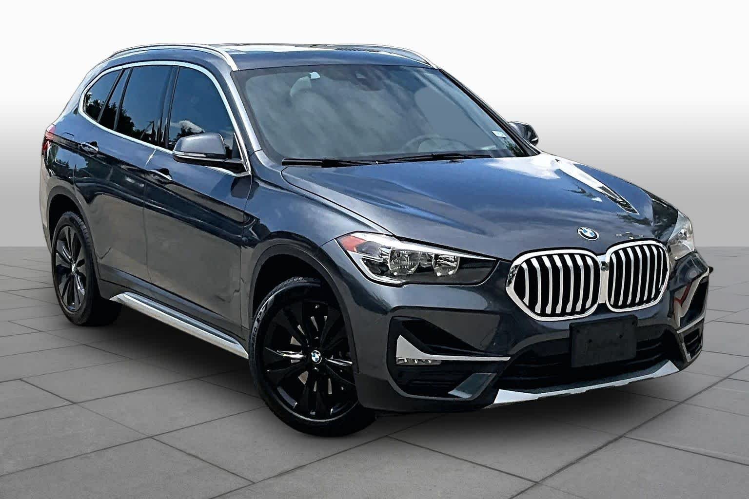 Used 2020 Mineral Gray Metallic BMW sDrive28i image 2