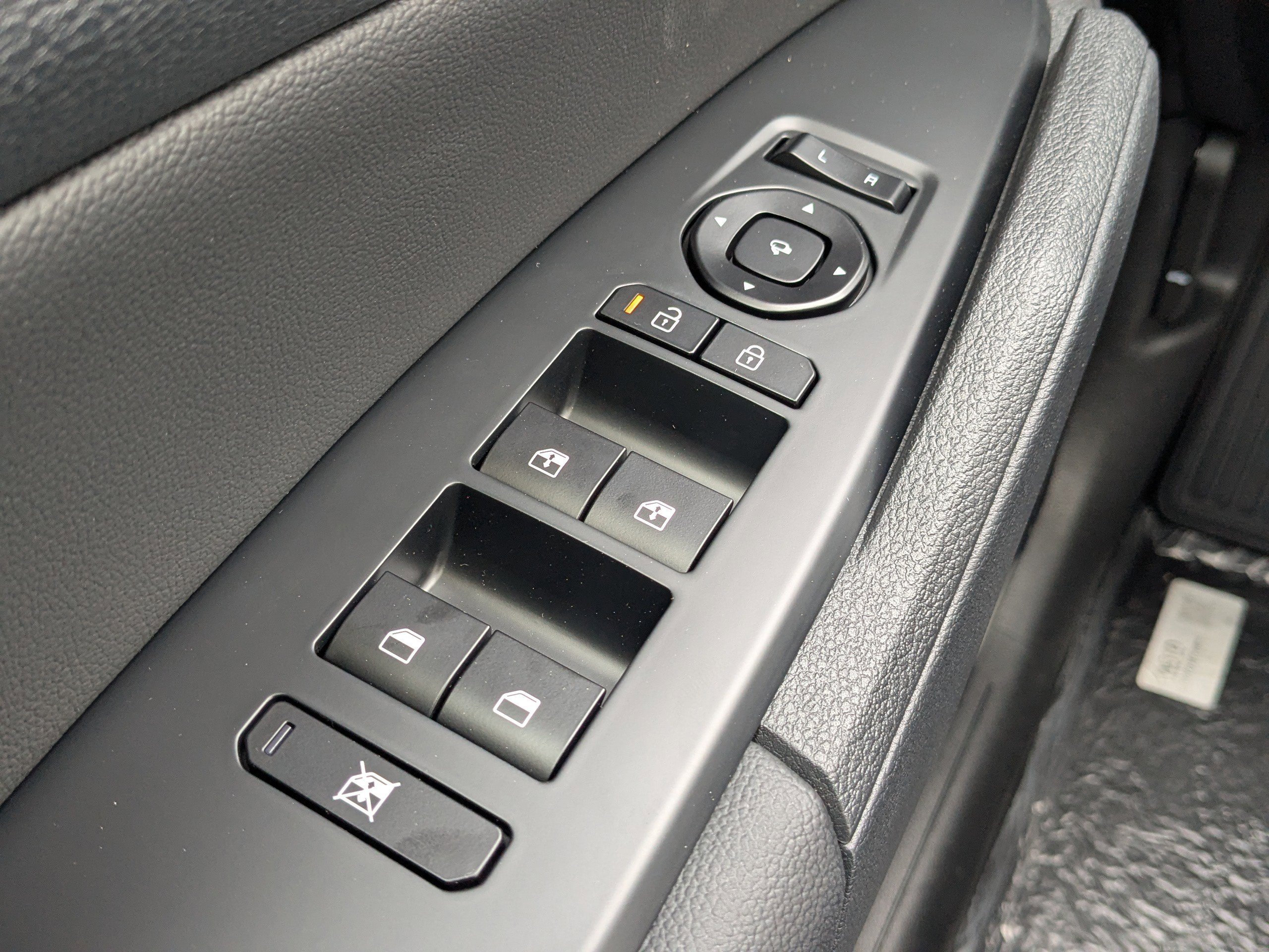 New 2026 Wolf Gray Kia SX Prestige image 30