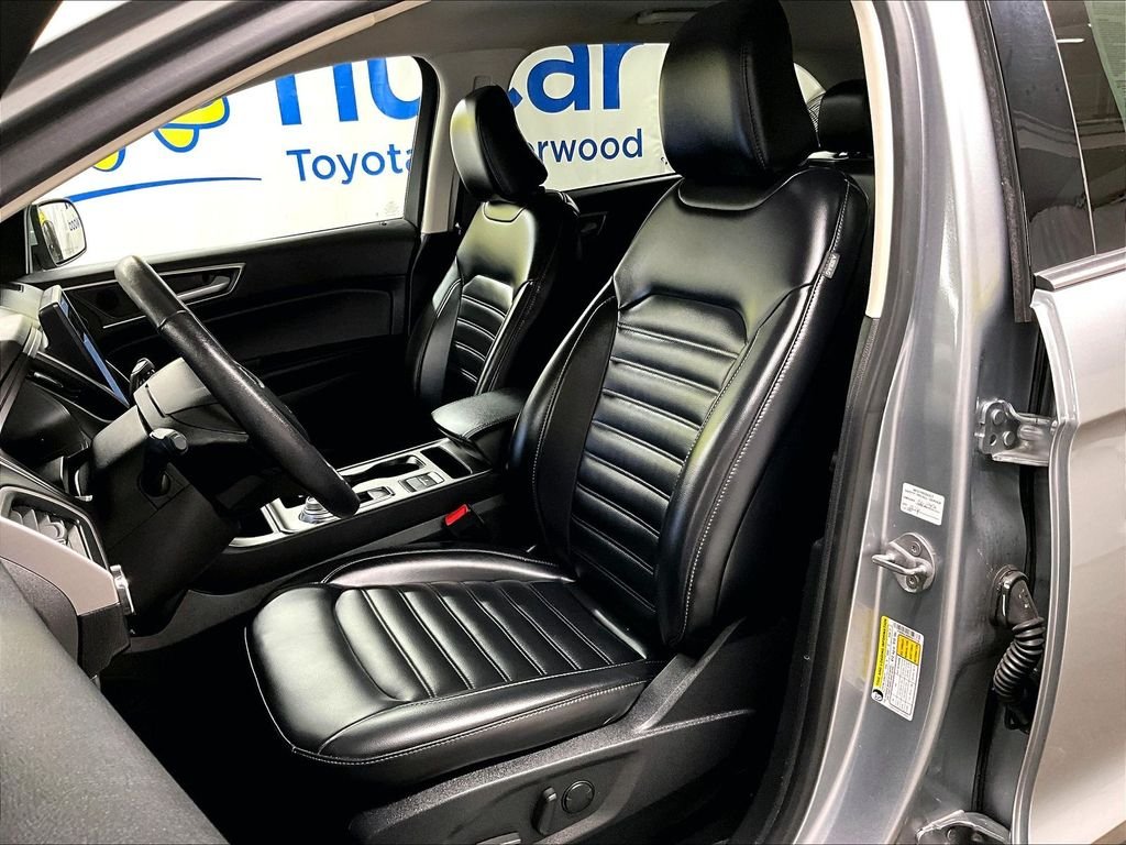 Used 2024 Silver Ford SEL image 10
