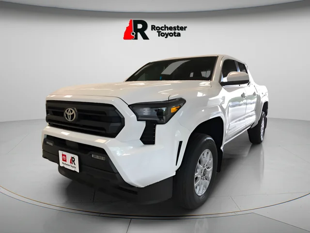 Used 2025 White Toyota SR5 image 7