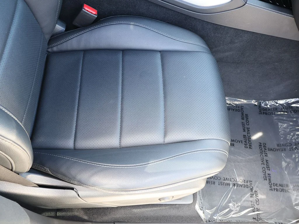 Used 2023 White Mercedes-Benz GLE 450 image 35