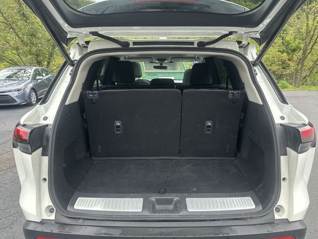 Certified Used 2023 White INFINITI PURE image 23