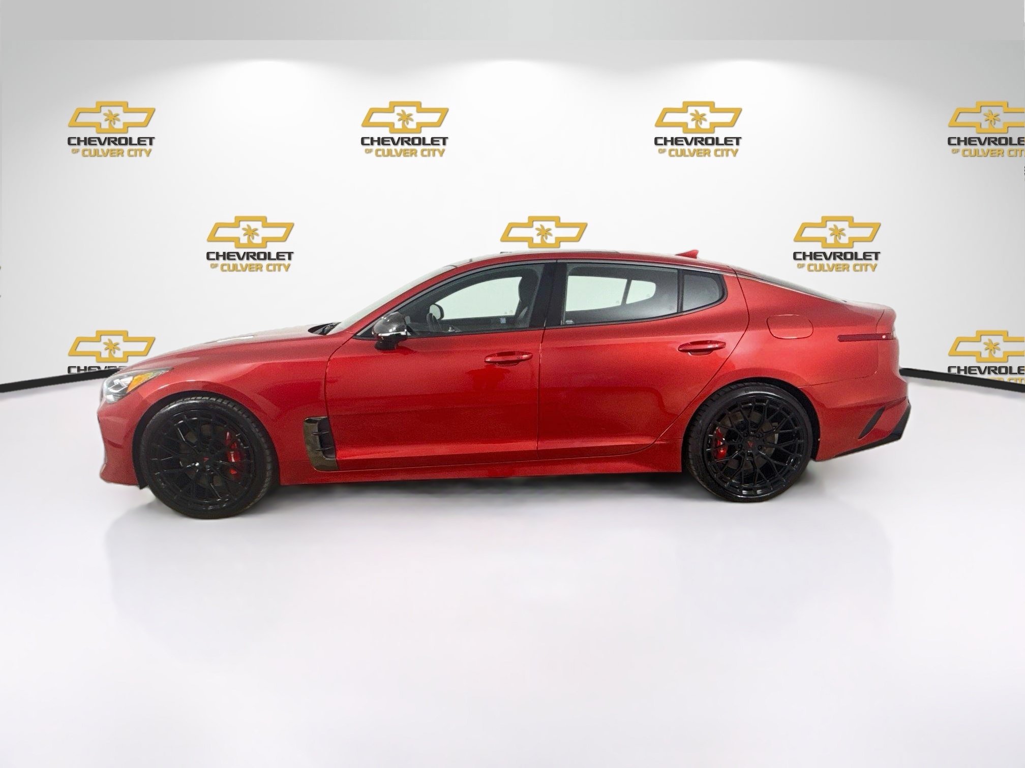 Used 2023  Kia GT2 image 5