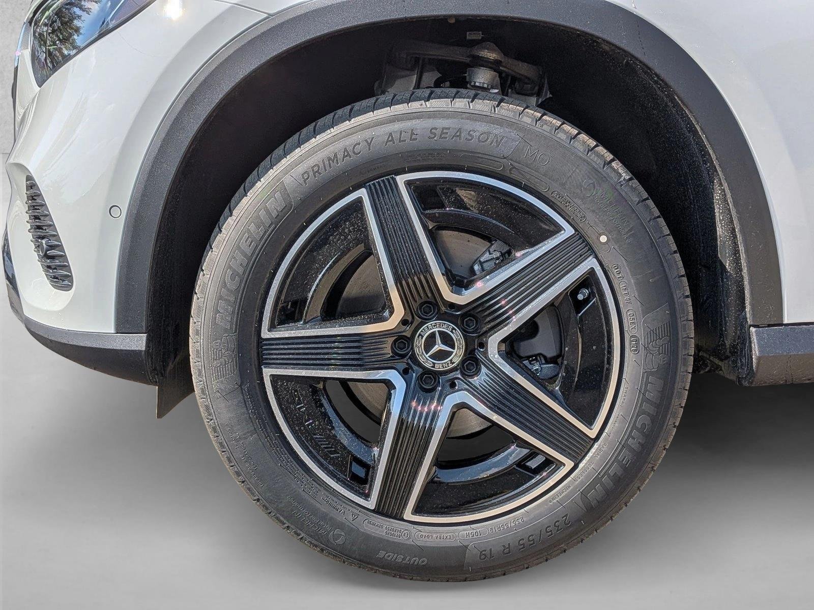 New 2026 Polar White Mercedes-Benz GLC300 image 10