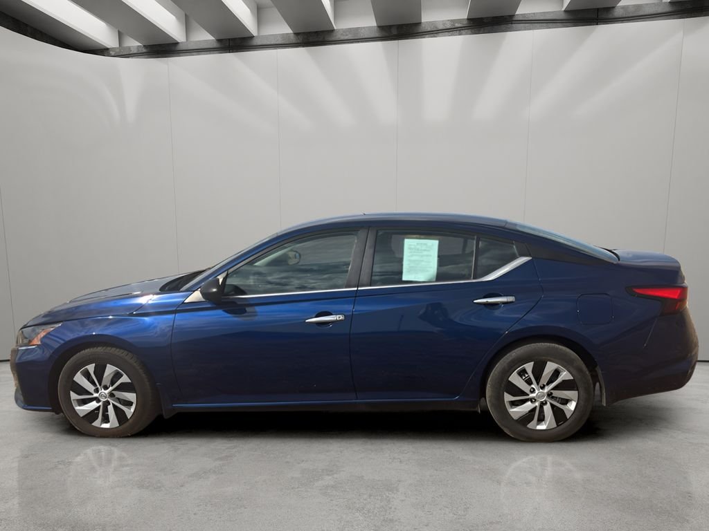 Used 2024 Deep Blue Pearl Nissan 2.5 S image 2