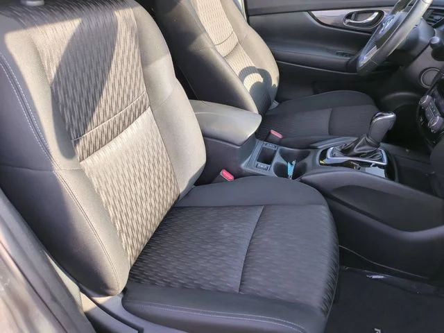 Used 2018 Gray Nissan SV image 33