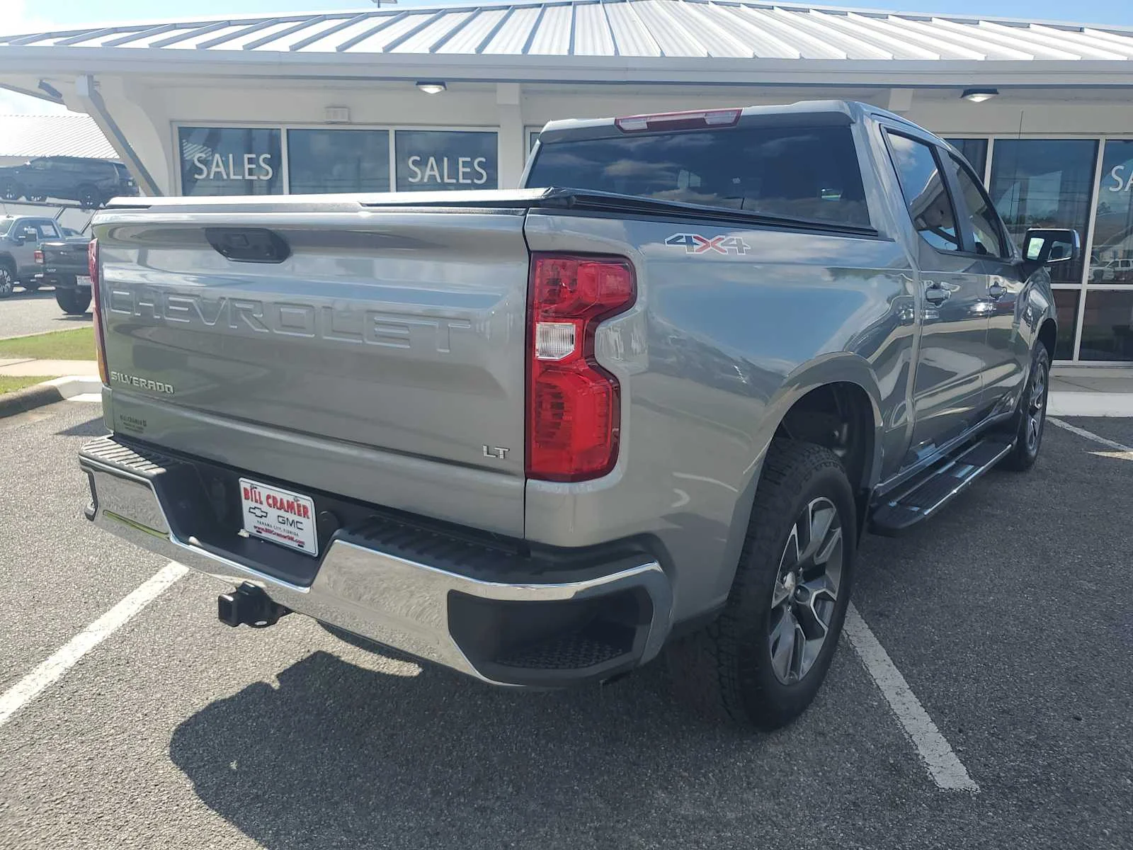 Used 2023 STERLING GRAY METALLIC Chevrolet LT image 8