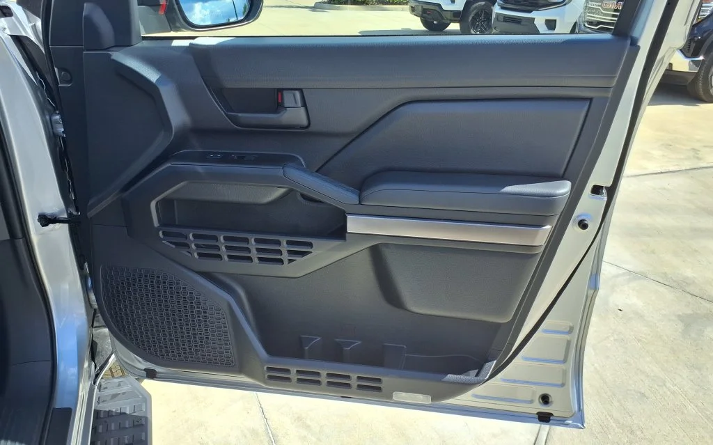 Used 2025 Silver Toyota SR5 image 16