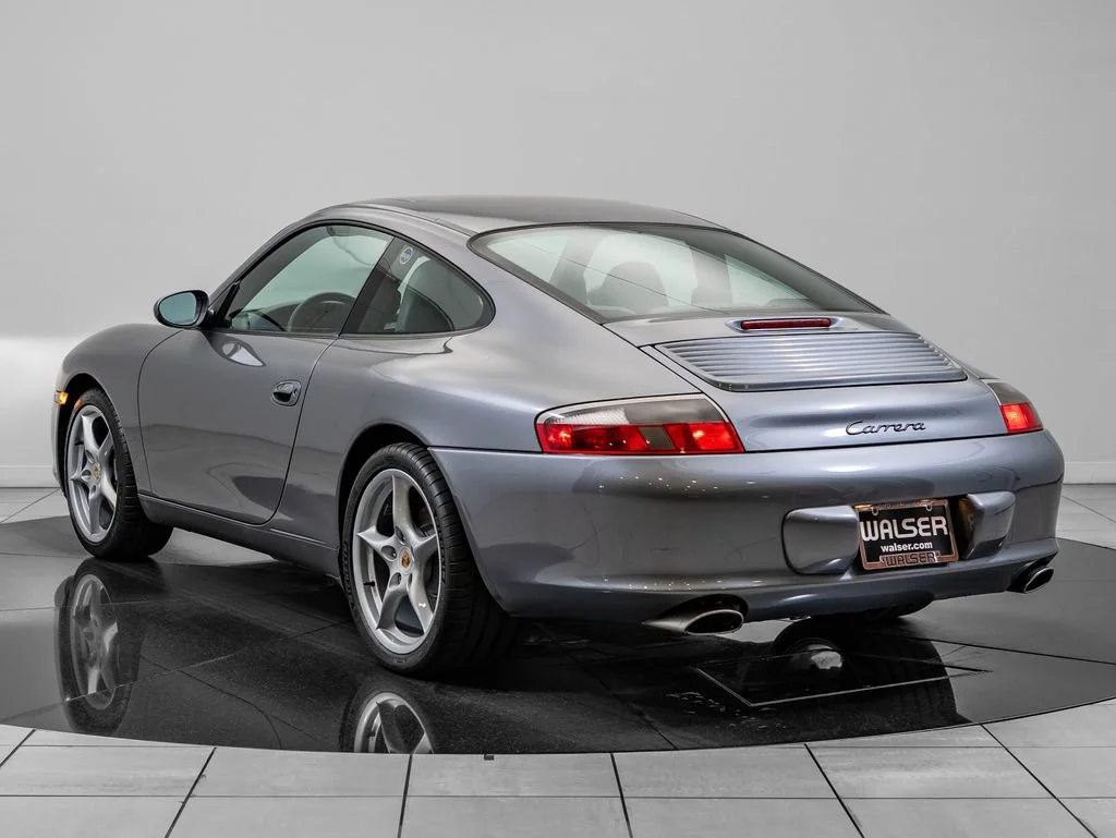 Used 2002 Seal Grey Metallic Porsche Carrera image 3