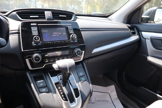 Used 2020 Lunar Silver Metallic Honda LX image 16