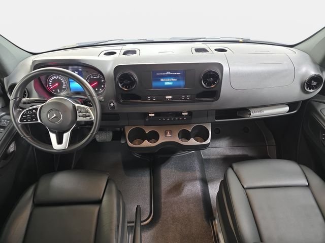 Used 2022 White Mercedes-Benz Passenger 144 WB image 10