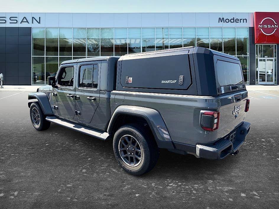 Used 2020 Sting-Gray Clearcoat Jeep Overland image 6