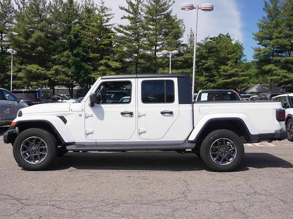 Used 2023 White Jeep Overland image 14