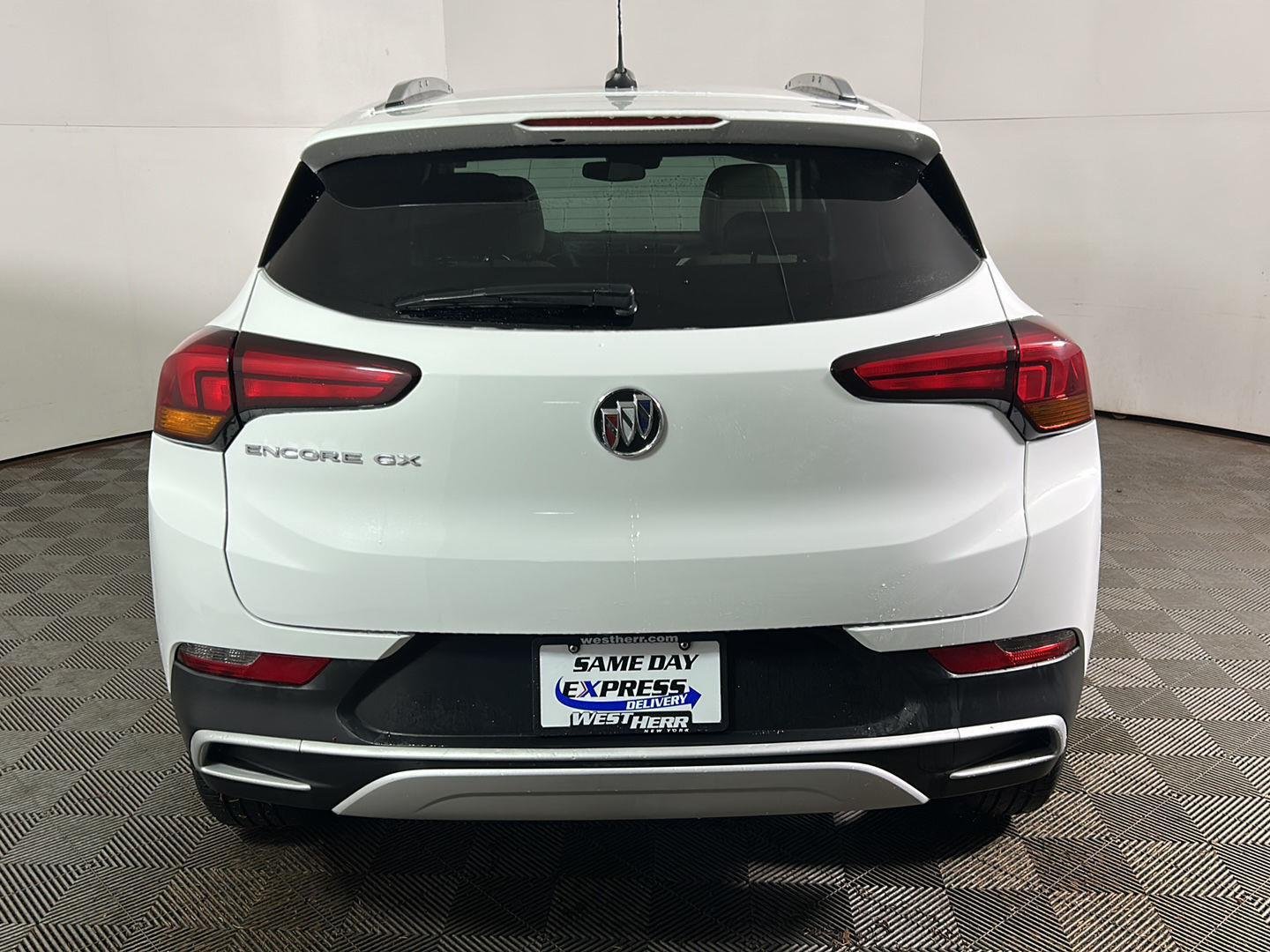 Used 2023 Summit White Buick Select image 8