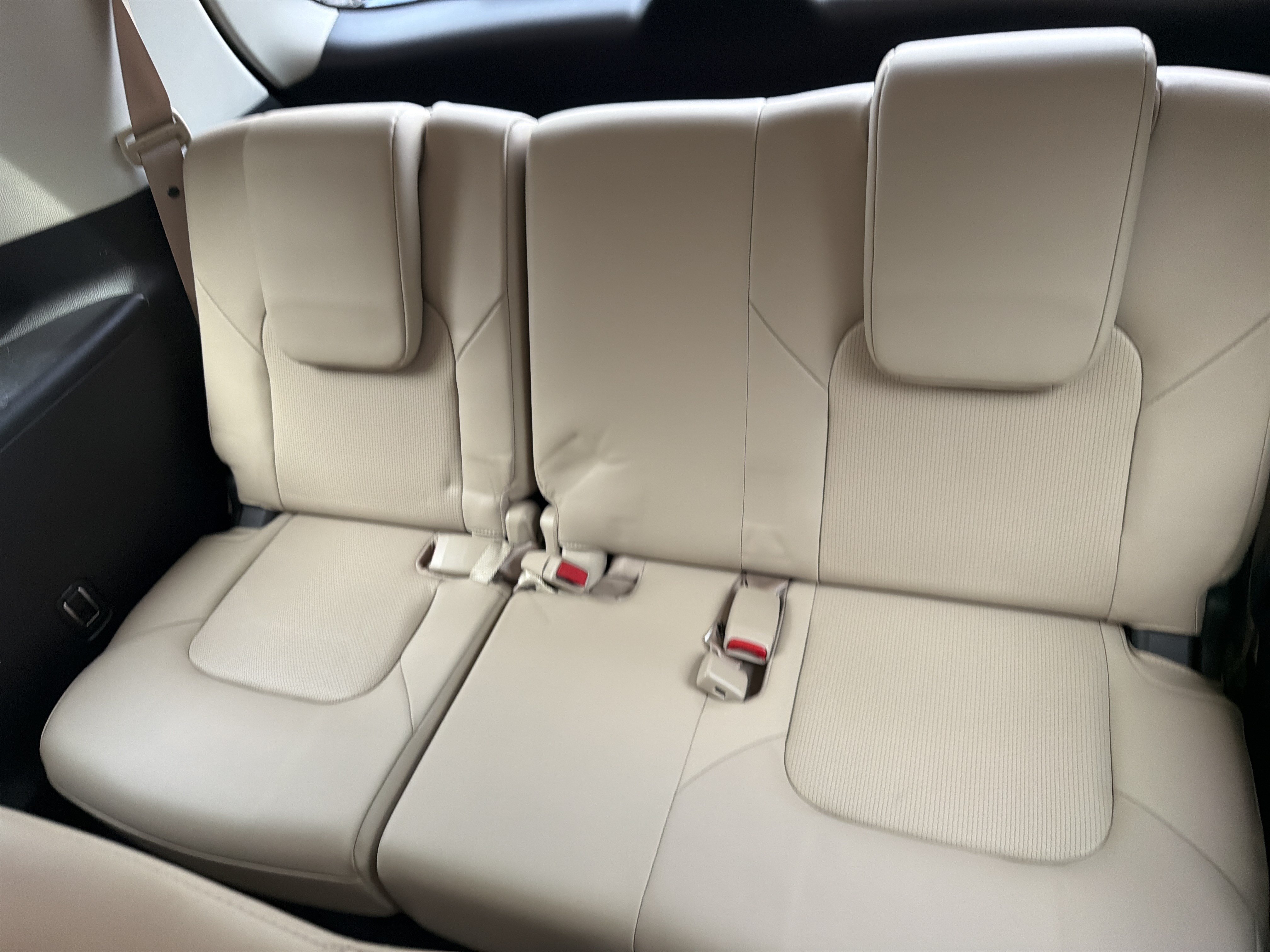Used 2017 Pearl White Nissan SL image 20