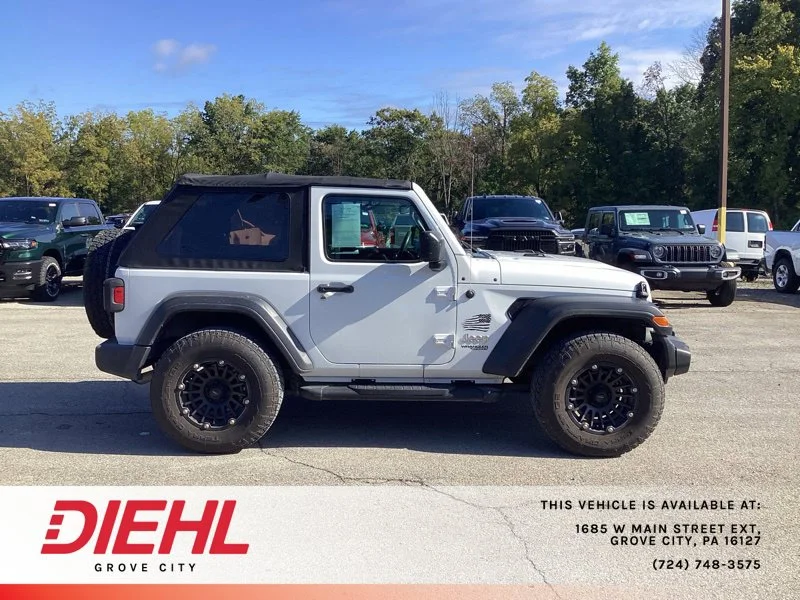 Used 2019 White Jeep Sport S image 7