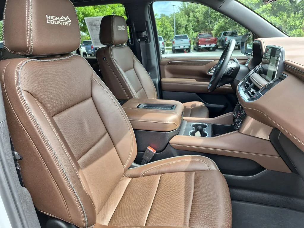 Used 2024 Beige Chevrolet High Country image 41