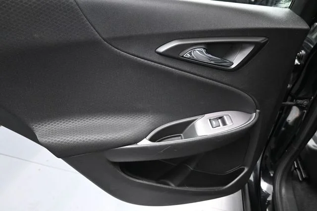 Used 2025 Black Chevrolet LT image 9