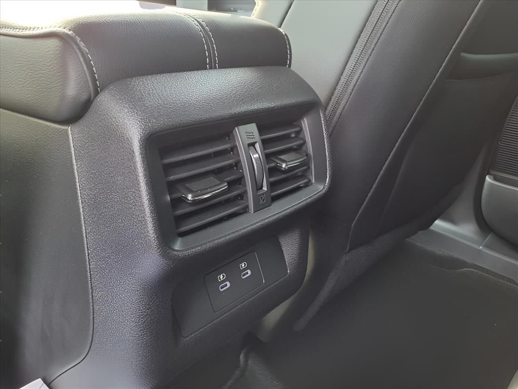 2025 Nissan Murano SV - Photo 8