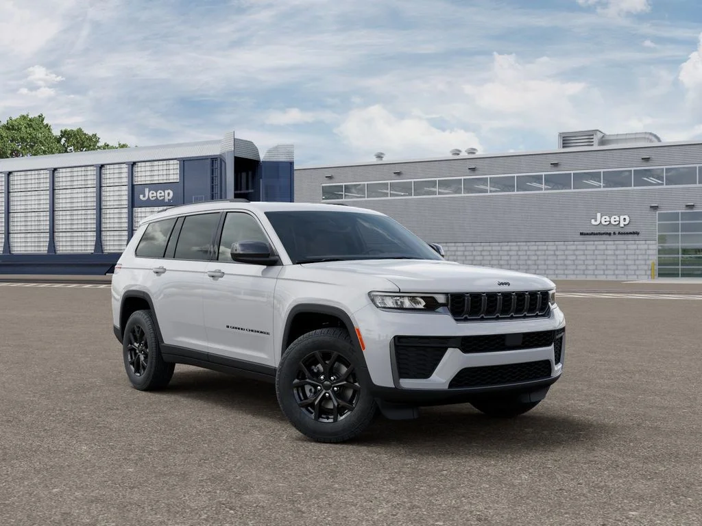 New 2026 Bright White Clear-Coat Exterior Paint Jeep Laredo image 5