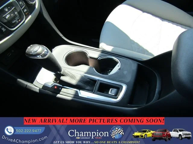 Used 2020 SUMMIT WHITE Chevrolet LS image 14