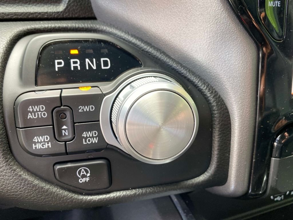 Used 2025 Silver Ram Laramie image 18
