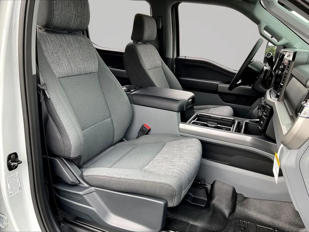 New 2026 Avalanche Ford F-250® XLT image 11